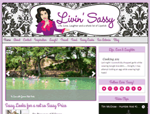 Tablet Screenshot of livinsassy.com